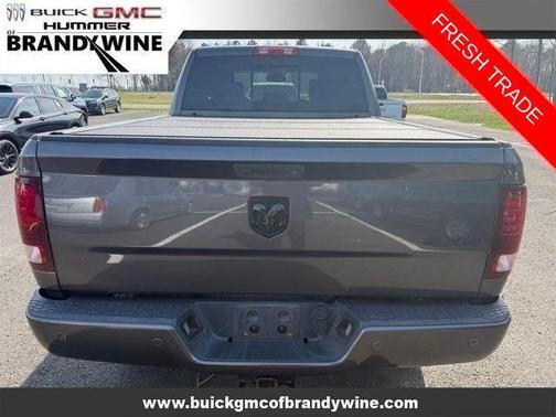 Granite Crystal Metallic Clearcoat 2018 RAM 2500 Laramie Crew Cab 4x4 6'4' Box