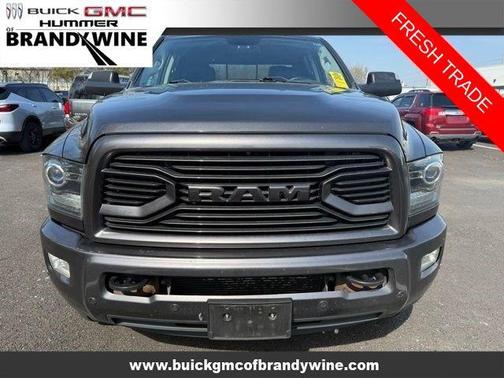 Granite Crystal Metallic Clearcoat 2018 RAM 2500 Laramie Crew Cab 4x4 6'4' Box