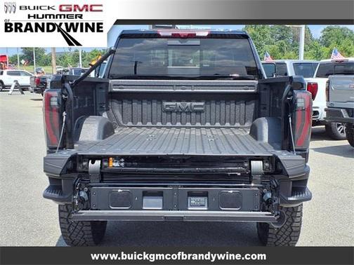 2025 GMC Sierra 2500 AT4