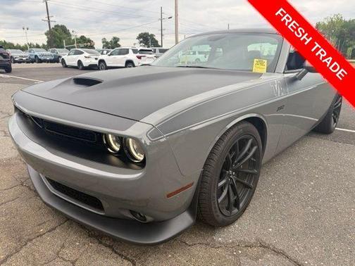 Destroyer Gray Clearcoat 2023 Dodge Challenger R/T Scat Pack