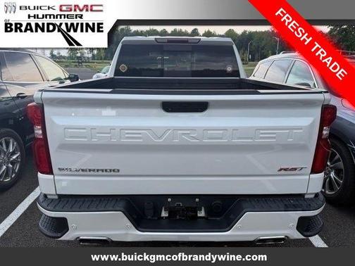 Iridescent Pearl Tricoat 2020 Chevrolet Silverado 1500 RST