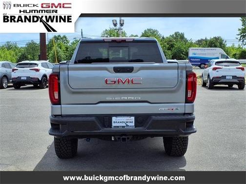 2025 GMC Sierra 1500 AT4X
