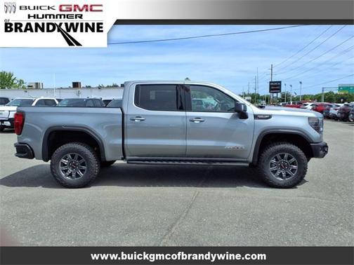 2025 GMC Sierra 1500 AT4X