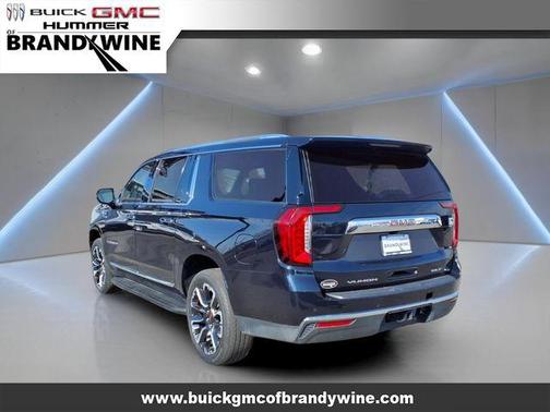 2023 GMC Yukon XL SLT
