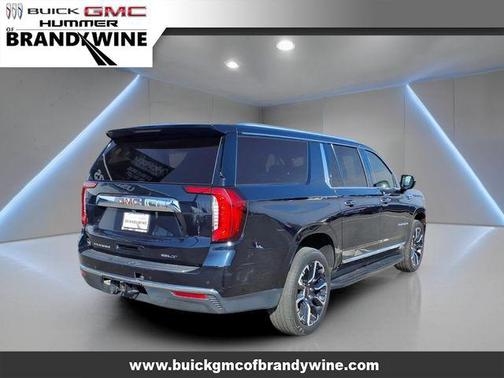 2023 GMC Yukon XL SLT