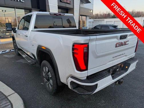 2024 GMC Sierra 2500 Denali