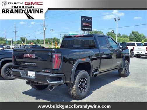 2025 GMC Sierra 2500 AT4