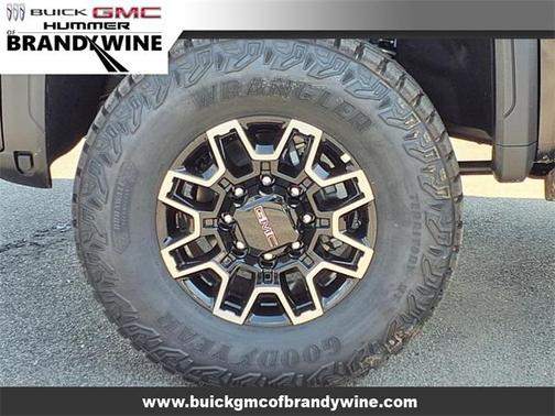 2025 GMC Sierra 2500 AT4
