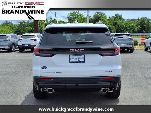 2025 GMC Acadia AWD AT4