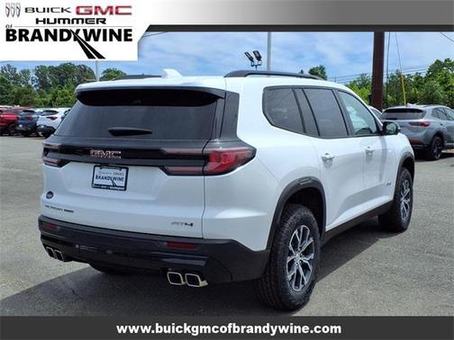2025 GMC Acadia AWD AT4