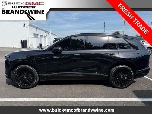 Stellar Black Metallic 2026 Cadillac VISTIQ Premium Luxury