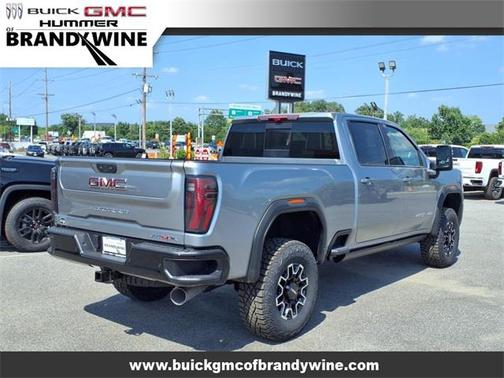 2025 GMC Sierra 2500 AT4