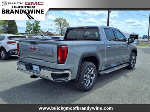 2025 GMC Sierra 1500 SLT