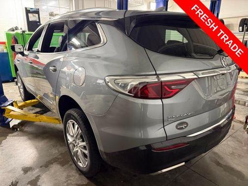 2023 Buick Enclave Essence AWD