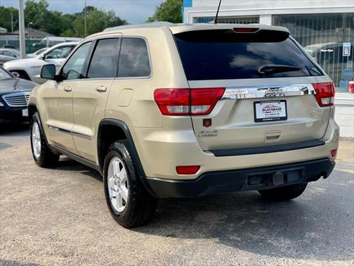 2012 Jeep Grand Cherokee Laredo