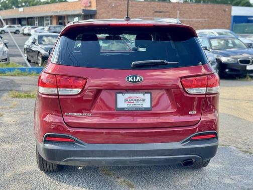 2016 Kia Sorento LX
