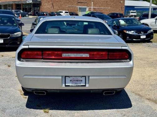 Silver 2012 Dodge Challenger SXT