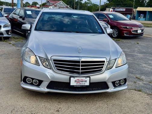 Gray 2010 Mercedes-Benz E-Class 4MATIC