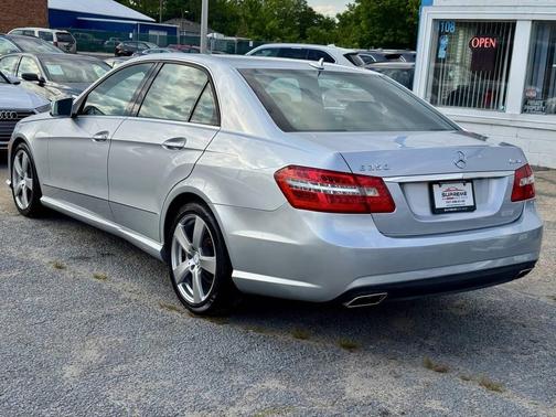 Gray 2010 Mercedes-Benz E-Class 4MATIC