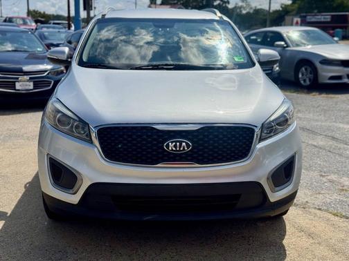 2016 Kia Sorento LX