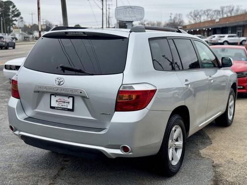 2010 Toyota Highlander SE