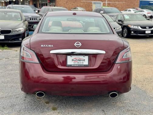 Burgundy 2013 Nissan Maxima SV