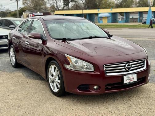 Burgundy 2013 Nissan Maxima SV