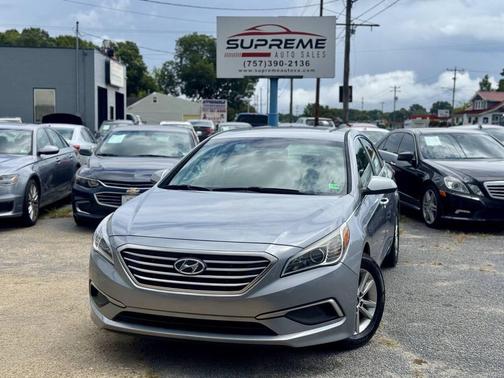 2017 Hyundai SONATA SE