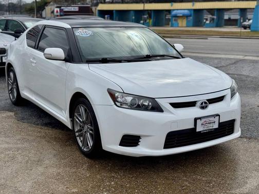 2013 Scion tC Base