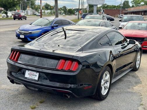 2017 Ford Mustang V6