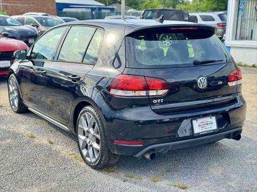 2014 Volkswagen GTI Wolfsburg Edition