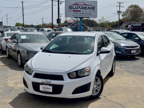 2016 Chevrolet Sonic LT