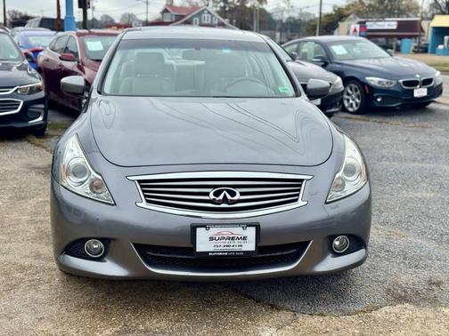 2011 INFINITI G37x Base