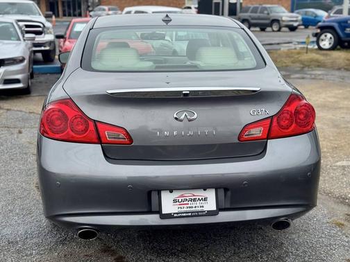 2011 INFINITI G37x Base