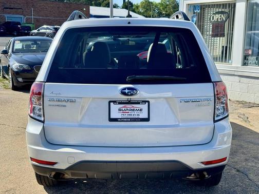 Satin White Pearl 2013 Subaru Forester 2.5X Premium