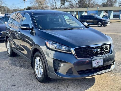 2020 Kia Sorento LX