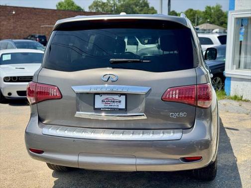 2017 INFINITI QX80 Signature Edition