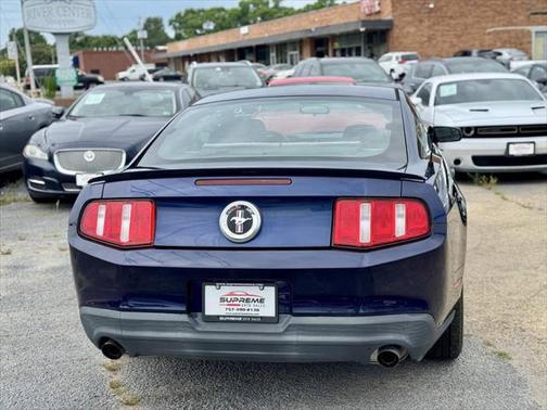 2011 Ford Mustang V6