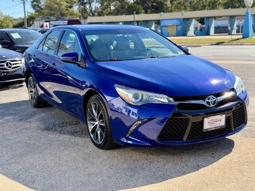 Blue Crush Metallic 2015 Toyota Camry XSE