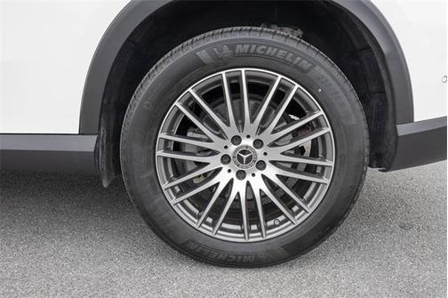 2025 Mercedes-Benz GLC 300 Base 4MATIC