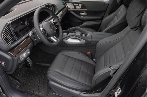 2026 Mercedes-Benz GLS 450 4MATIC