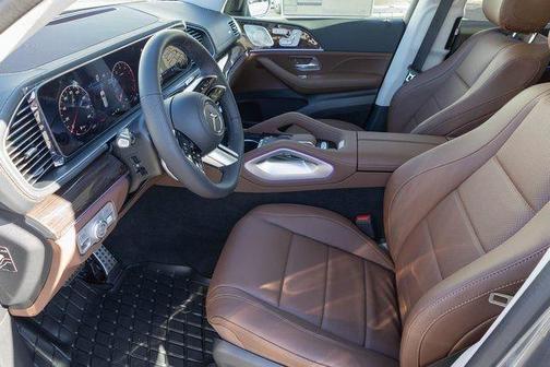 Selenite Gray Metallic 2026 Mercedes-Benz GLS 450 4MATIC