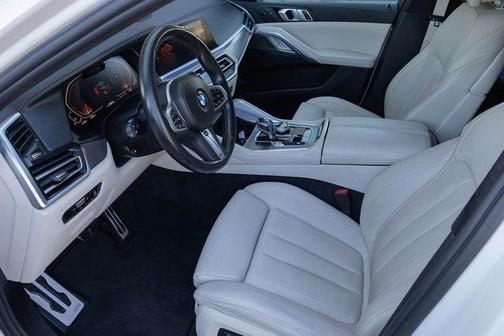 2022 BMW X6 xDrive40i