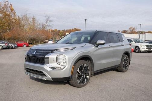 2022 Mitsubishi Outlander SE