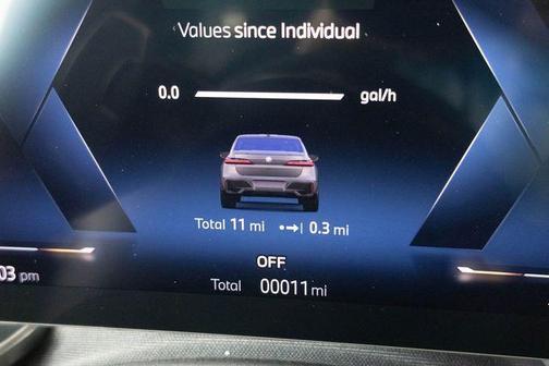 Gray Metallic 2026 BMW 740 i xDrive