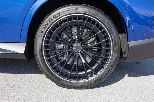 2026 Mercedes-Benz AMG GLC 43 Base