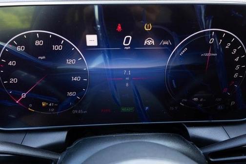 2025 Mercedes-Benz GLC 350e Base 4MATIC