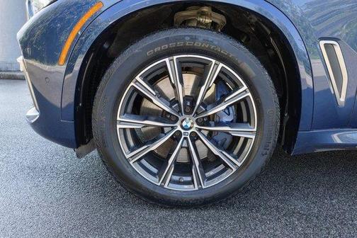 2021 BMW X5 M50i