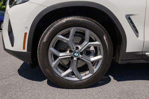 Alpine White 2025 BMW X4 xDrive30i