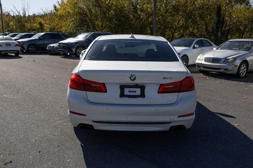 2019 BMW 540 i